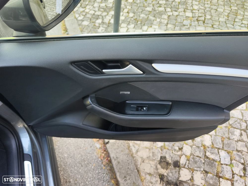 Audi A3 Sportback 2.0 TDI S-line S tronic 119g - 15