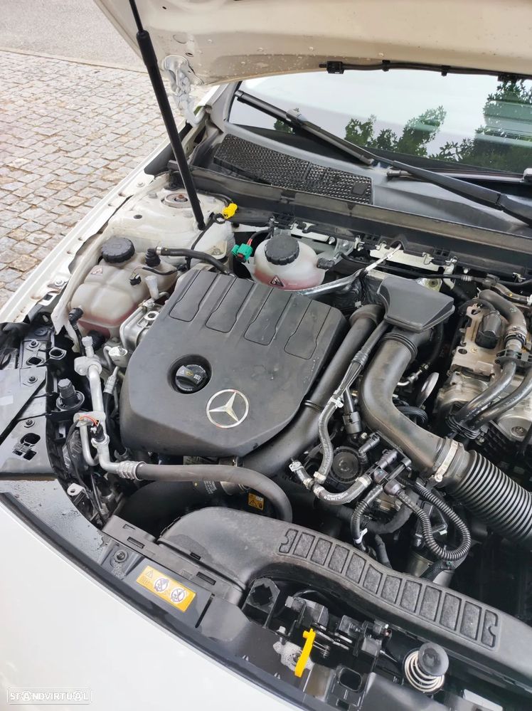 Mercedes-Benz A 250 Limousine e 8G-DCT Progressive - 38