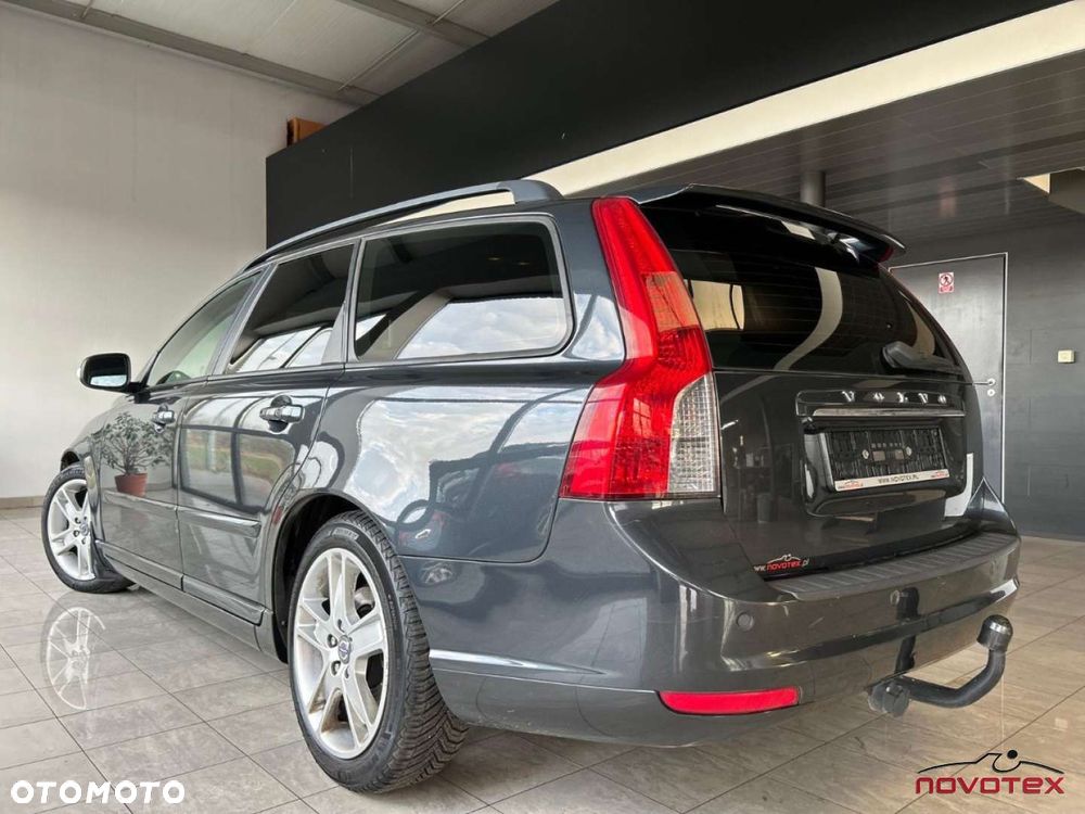 Volvo V50 1.6D Momentum - 4