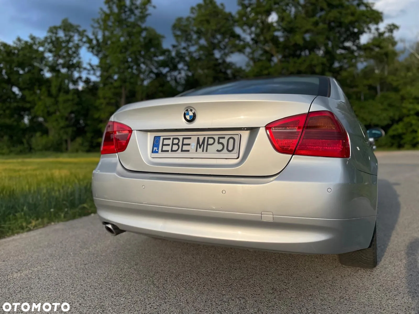 BMW Seria 3 318i - 5