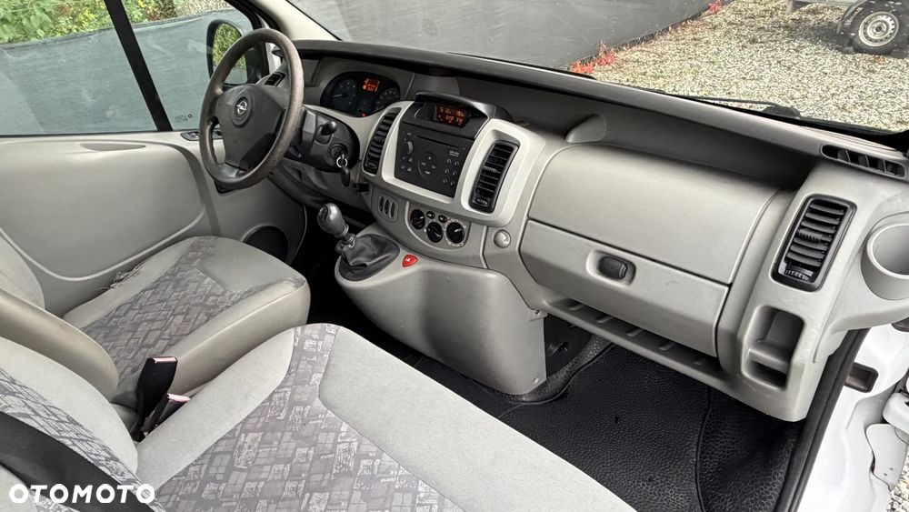 Opel Vivaro/Trafic/Primastar - 21