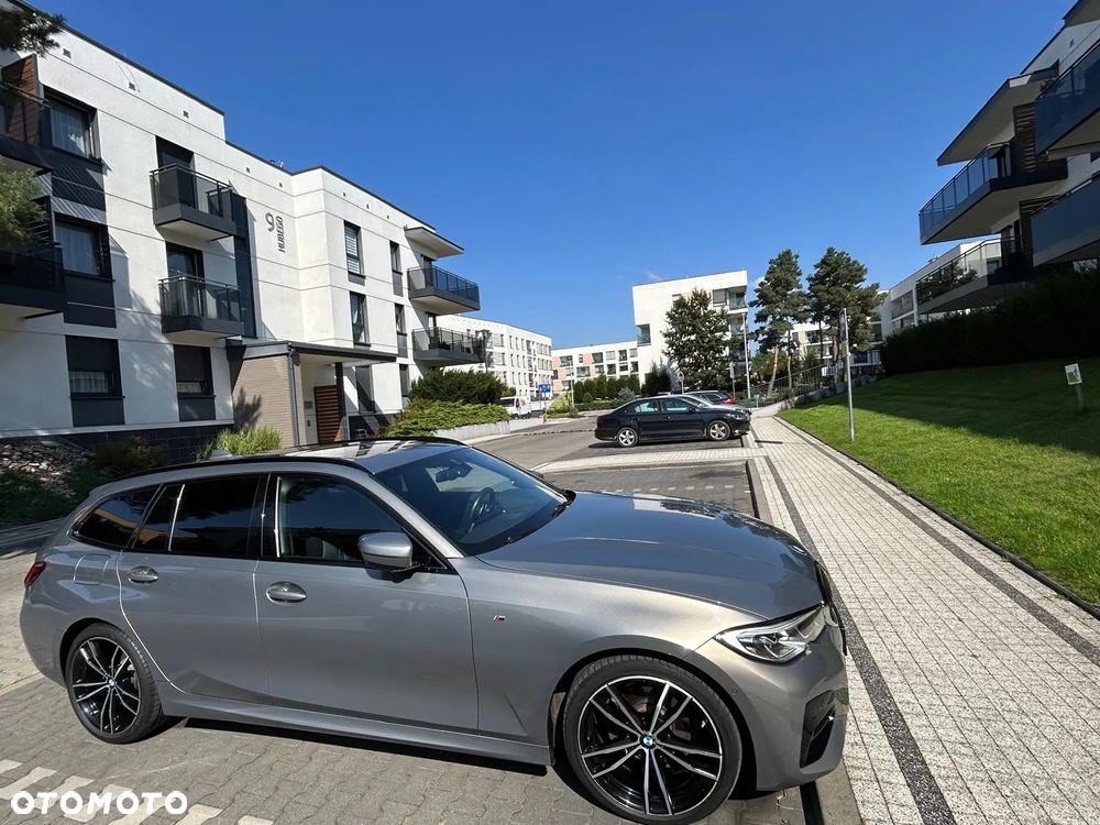 BMW Seria 3 320d xDrive M Sport - 10