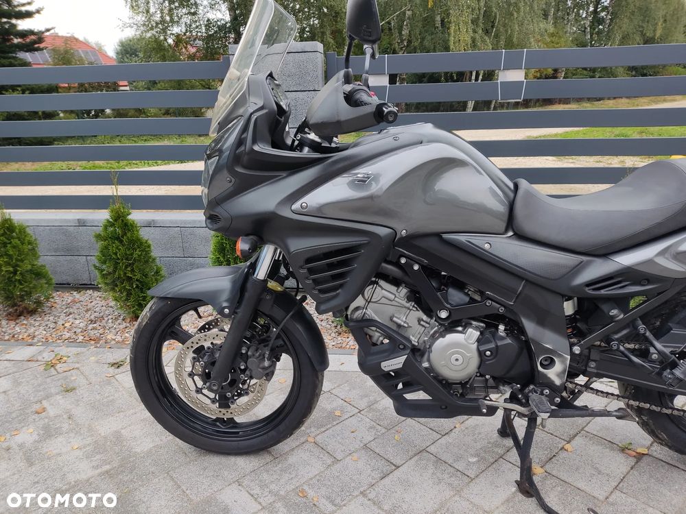 Suzuki V-STROM - 12