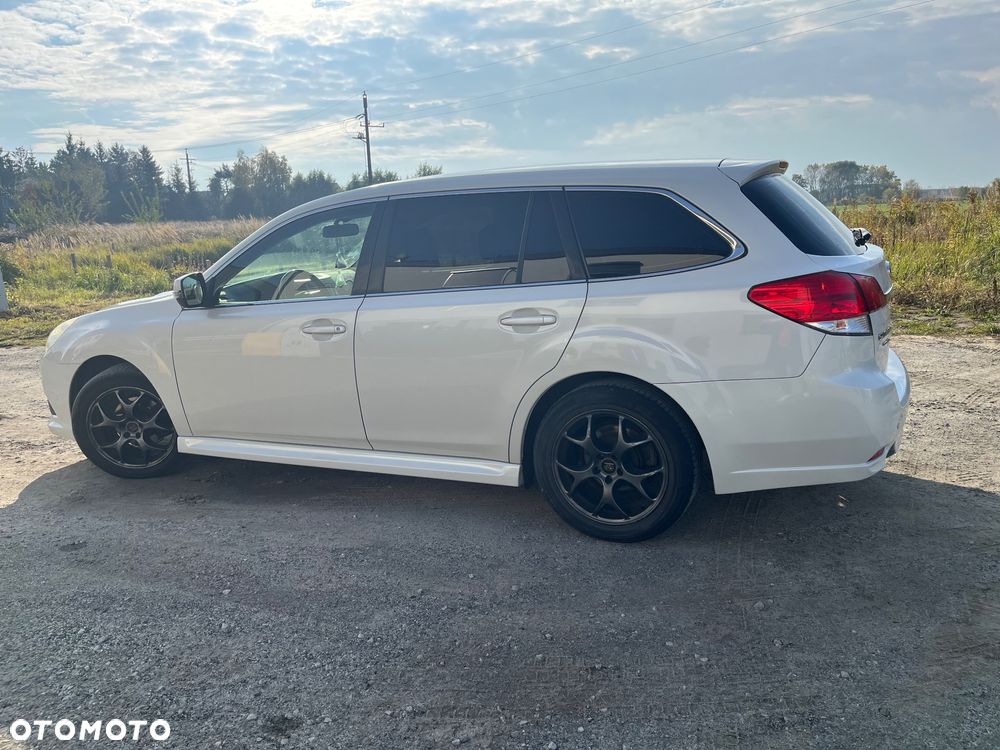 Subaru Legacy Kombi 2.0D Comfort - 3