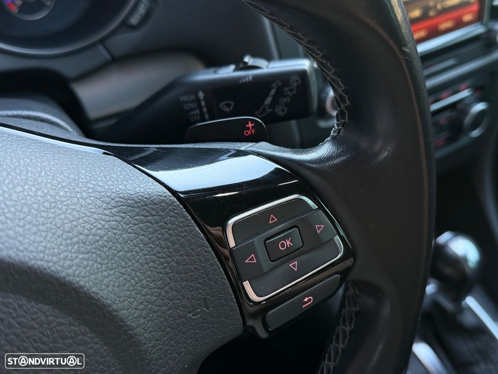 VW Golf 2.0 R DSG - 22