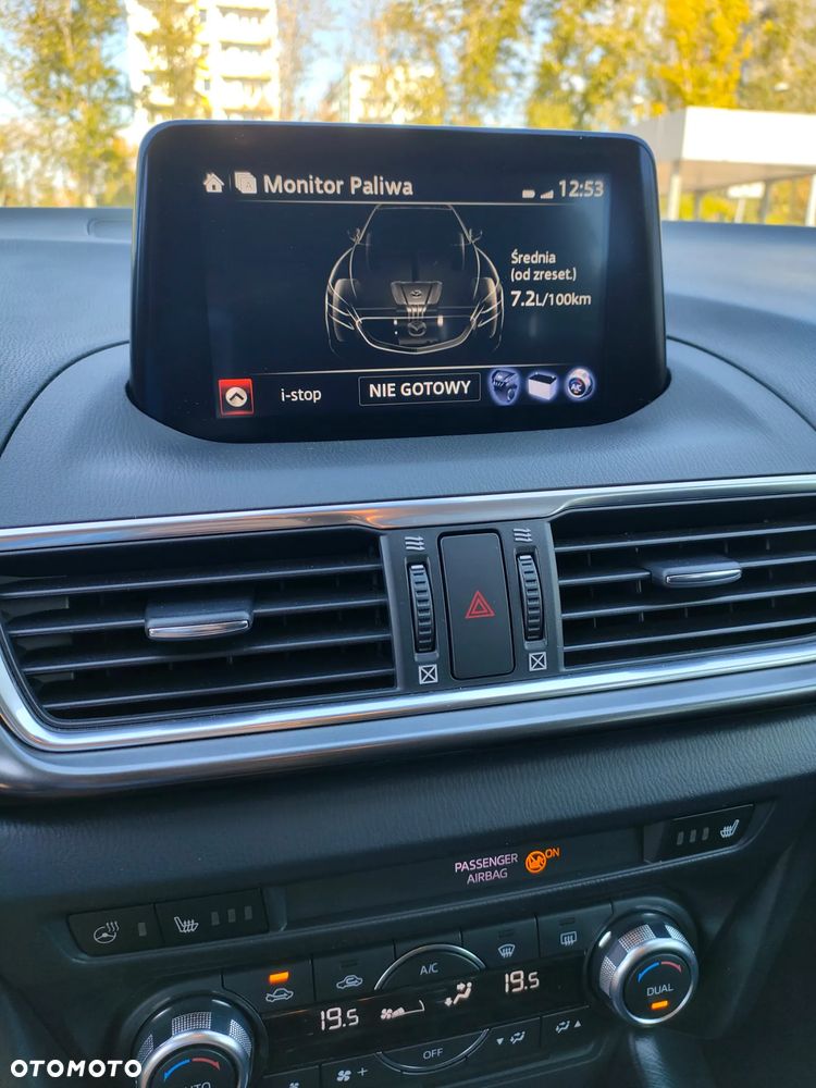 Mazda 3 - 18