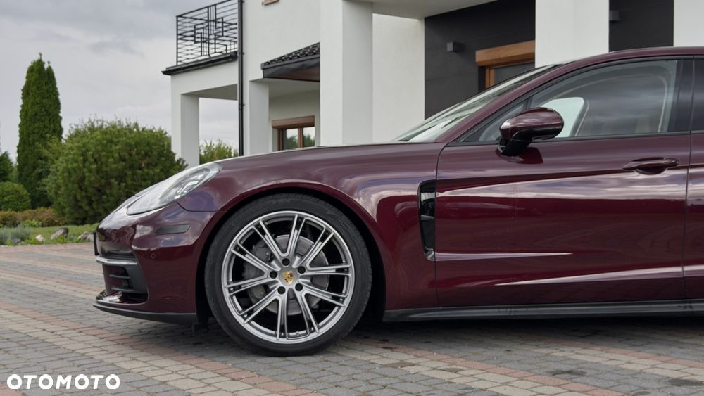 Porsche Panamera 4S - 8