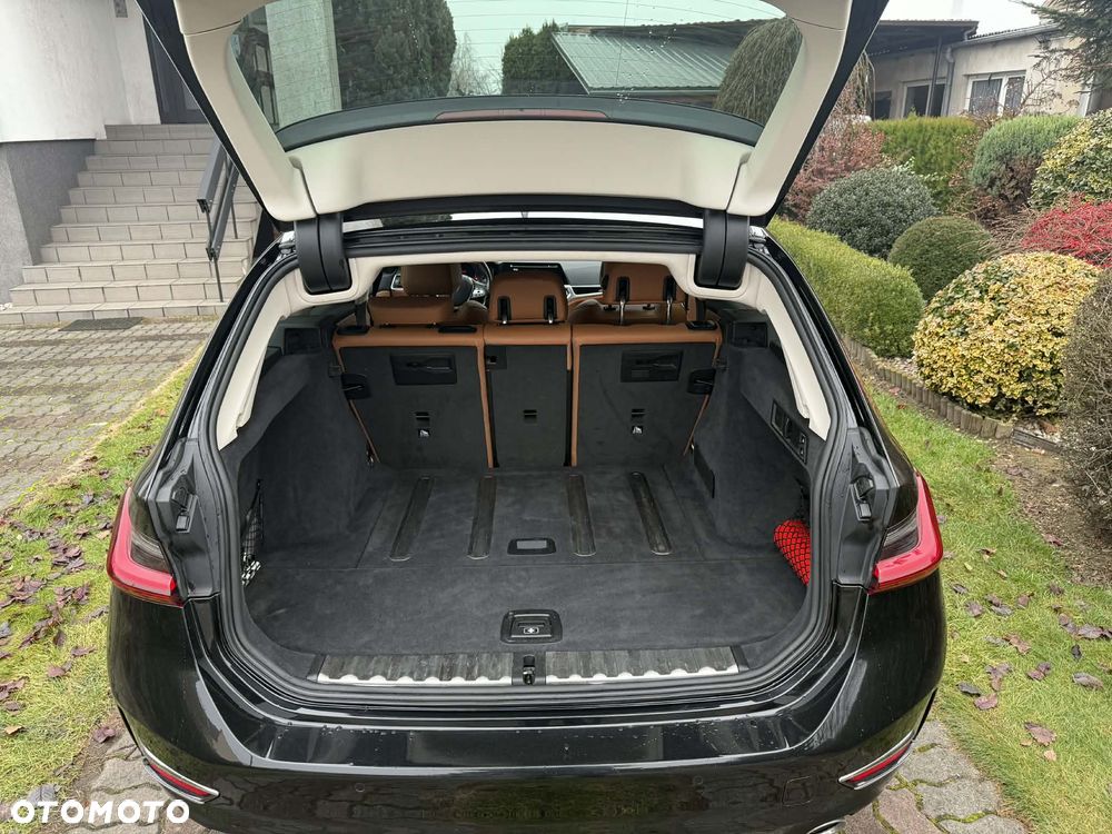 BMW Seria 3 320d xDrive Luxury Line - 8