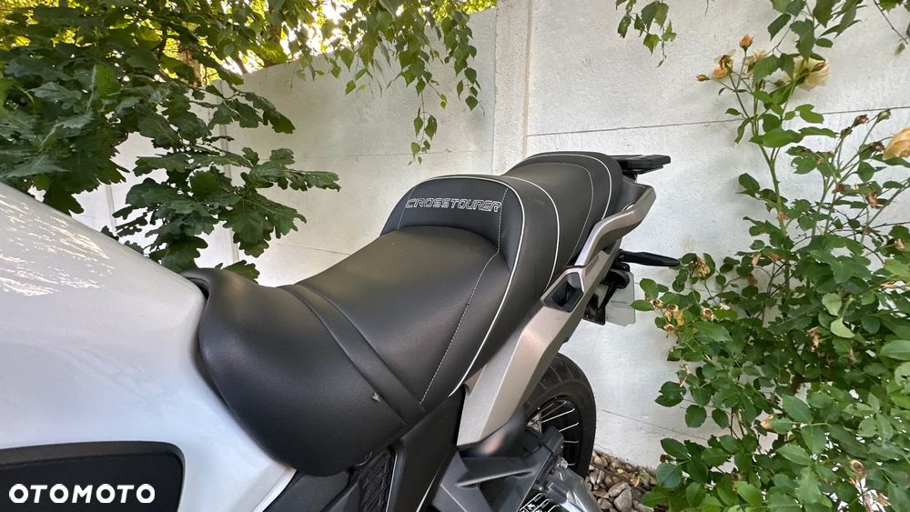 Honda VFR - 24