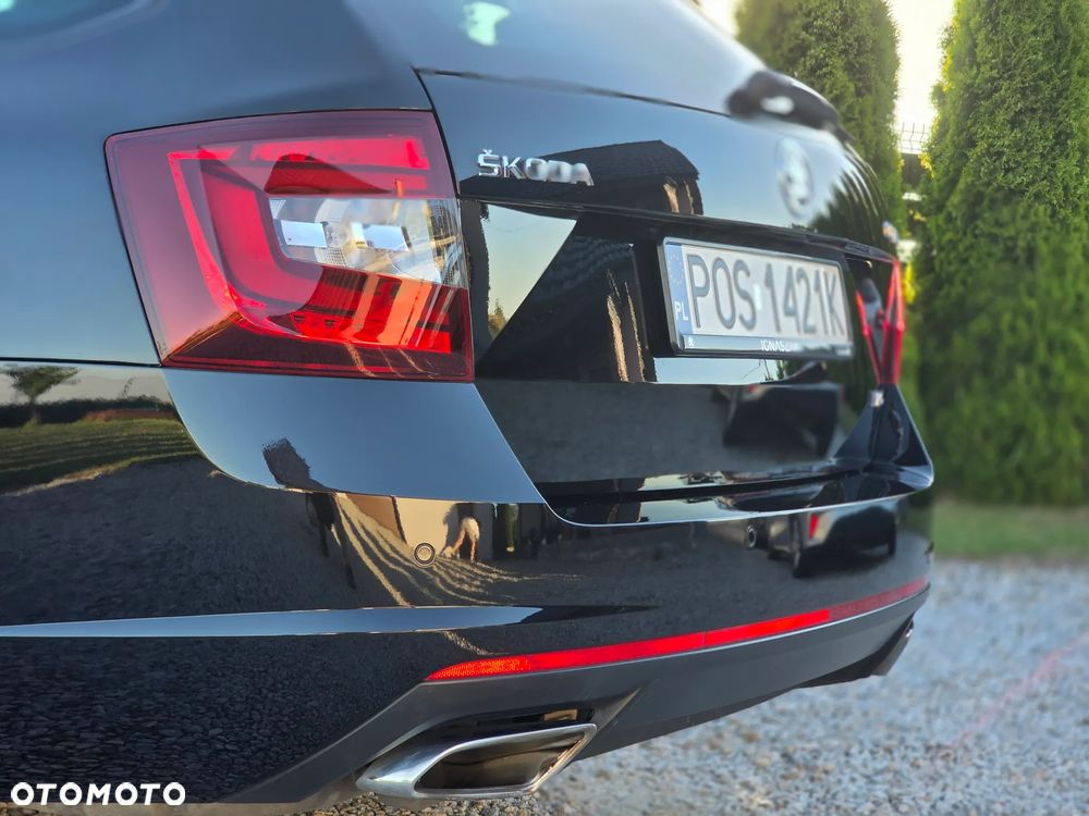 Skoda Octavia 2.0 TSI RS 245 DSG - 12