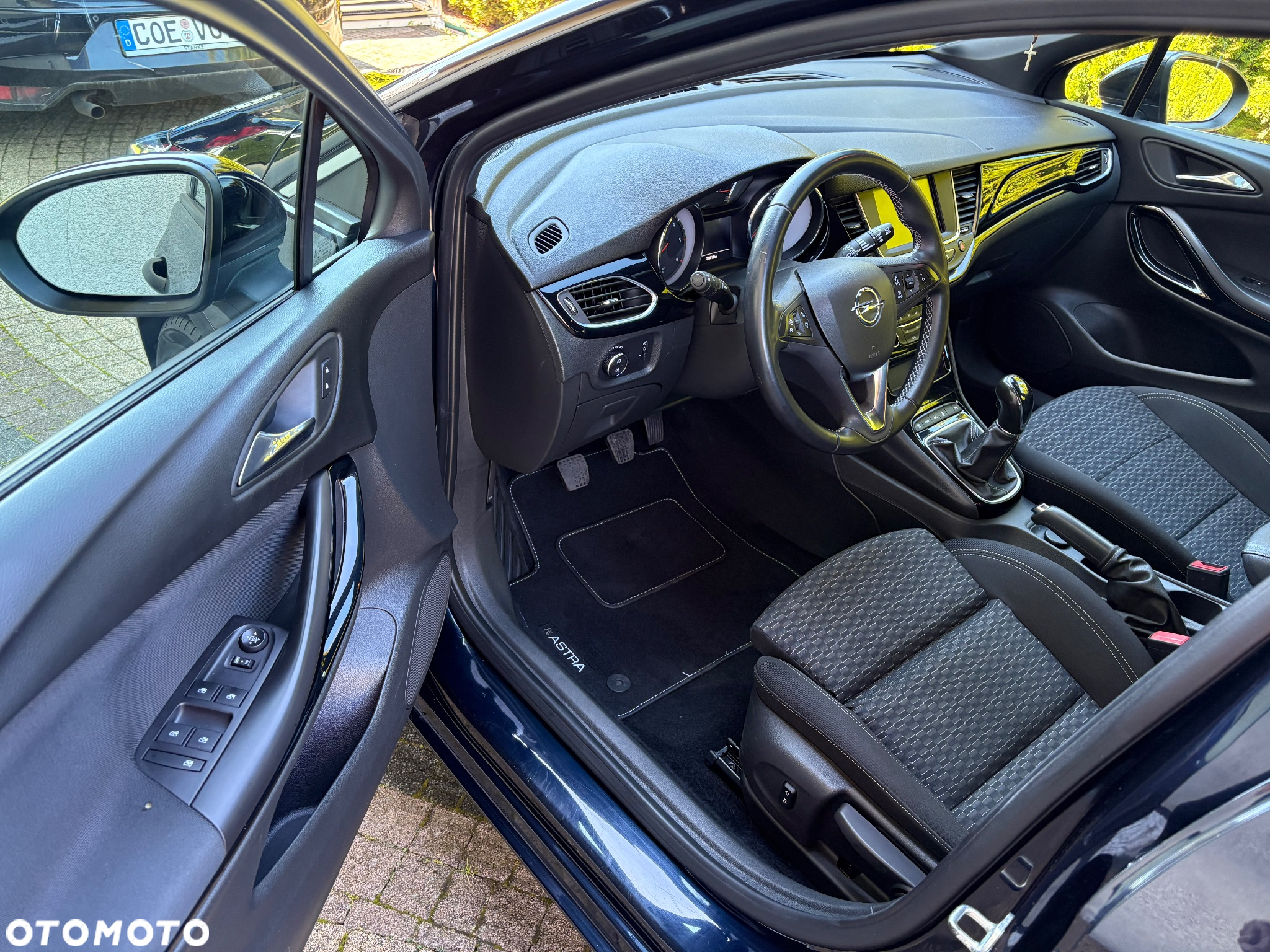 Opel Astra V 1.6 CDTI Dynamic S&S - 17