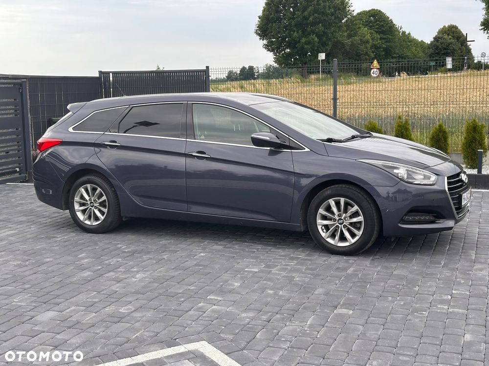 Hyundai i40 Kombi blue 1.7 CRDi Classic - 5