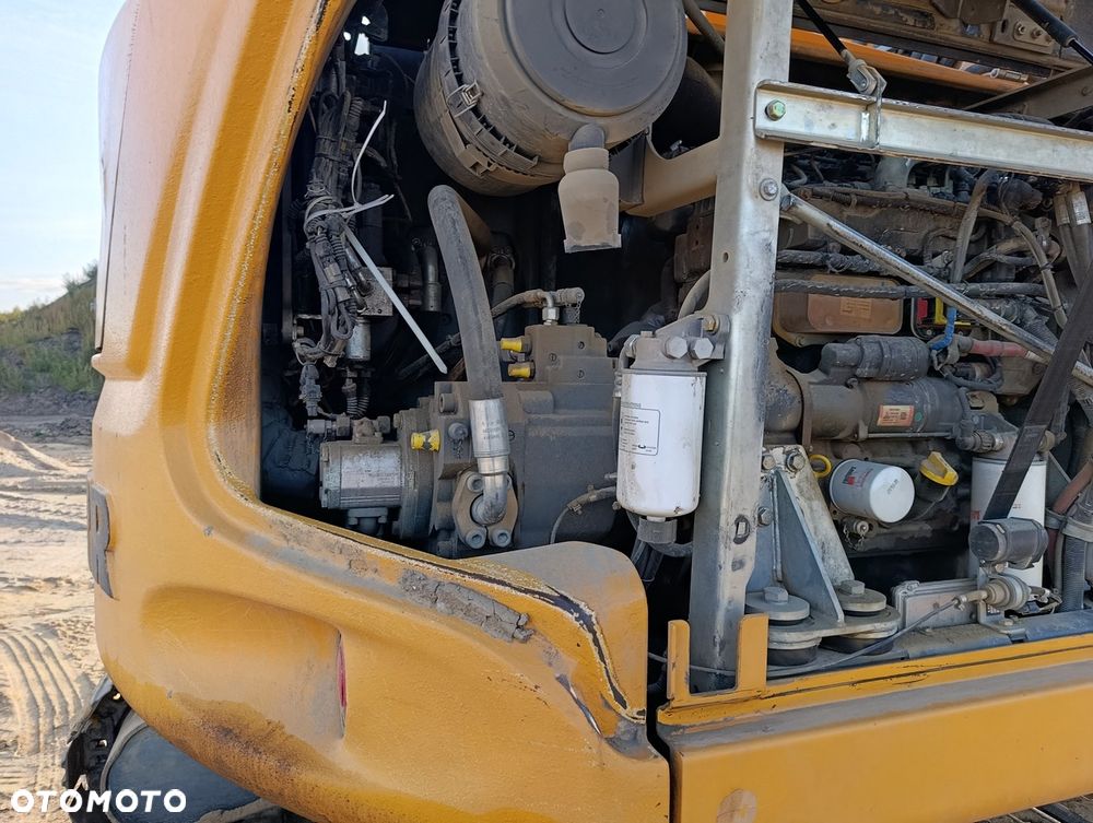 Liebherr R 914 Compact - 19