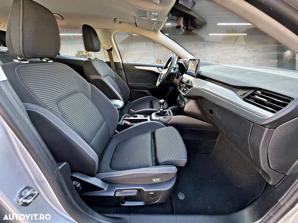 Ford Focus 1.5 EcoBlue Titanium X - 9