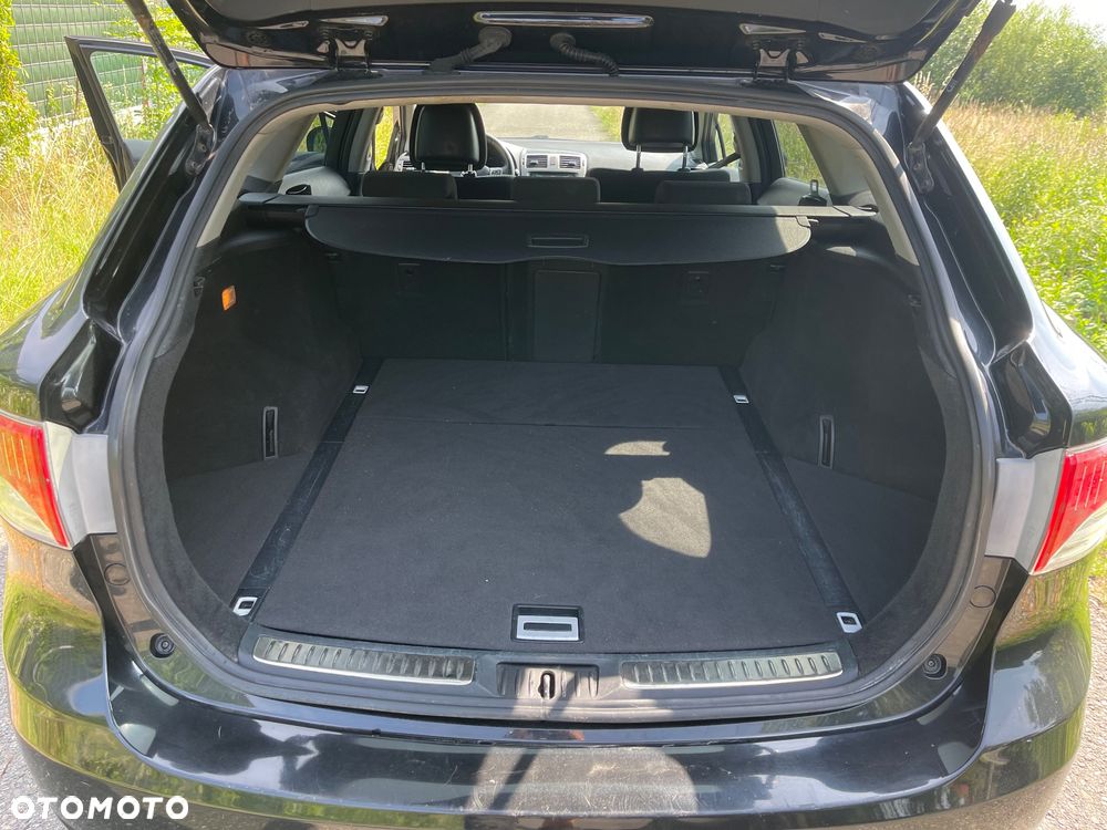 Toyota Avensis 2.2 D-4D Sol Plus NAVI - 12