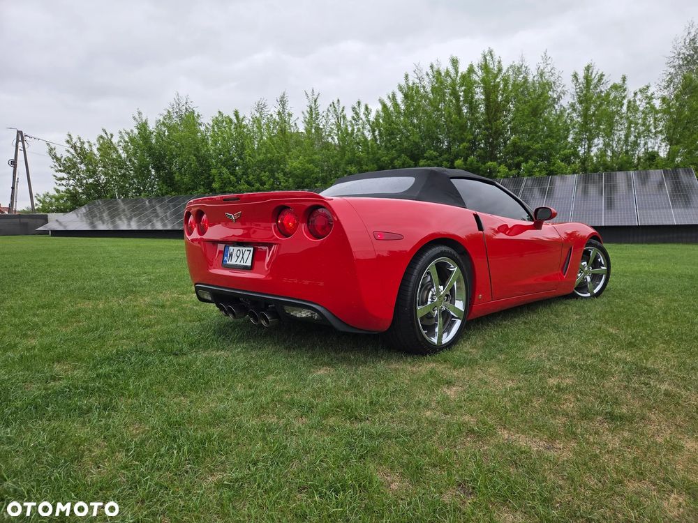 Chevrolet Corvette - 4