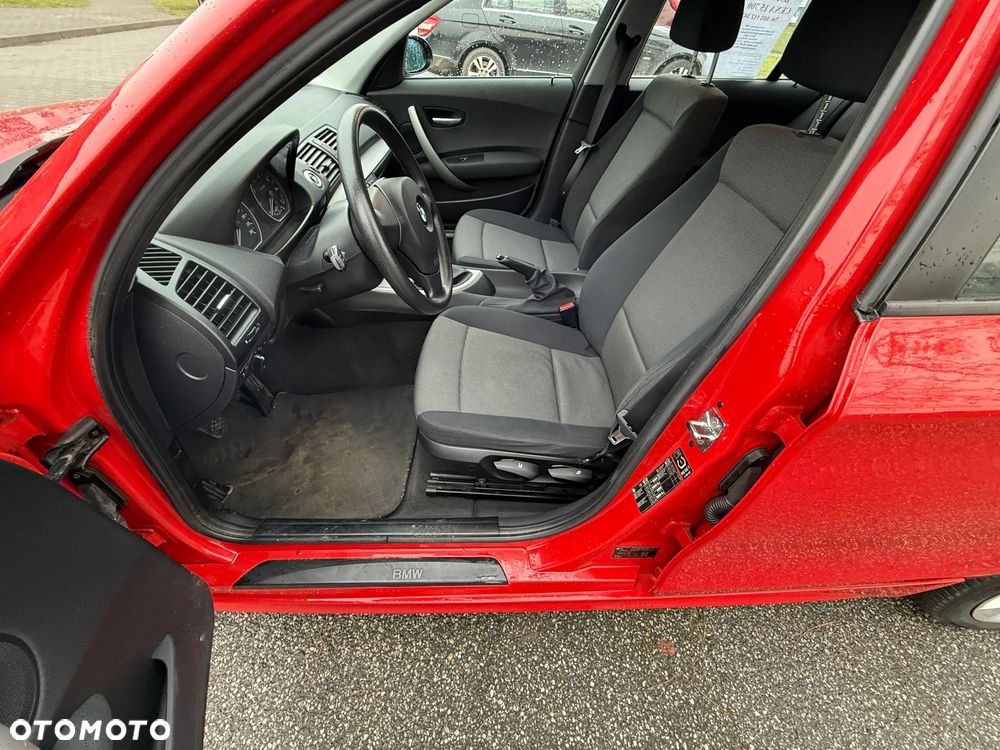 BMW Seria 1 116i - 21