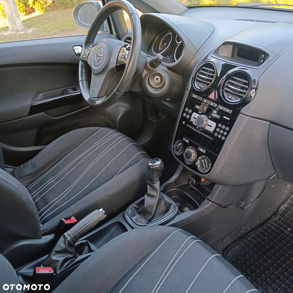 Opel Corsa - 9
