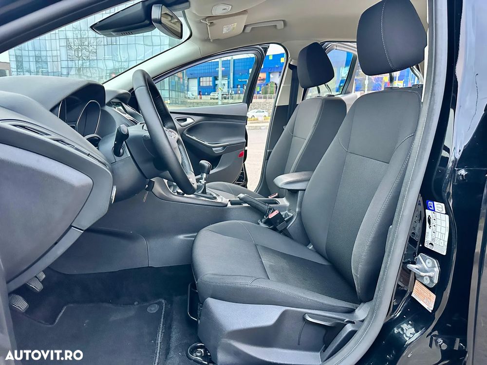 Ford Focus 1.5 EcoBlue Start-Stopp-System TITANIUM - 26