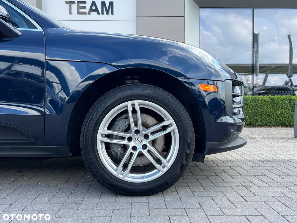 Porsche Macan - 3