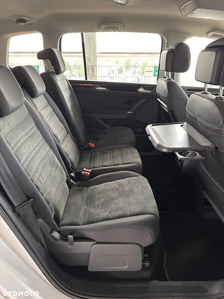 Volkswagen Touran 1.5 TSI EVO Highline DSG - 32