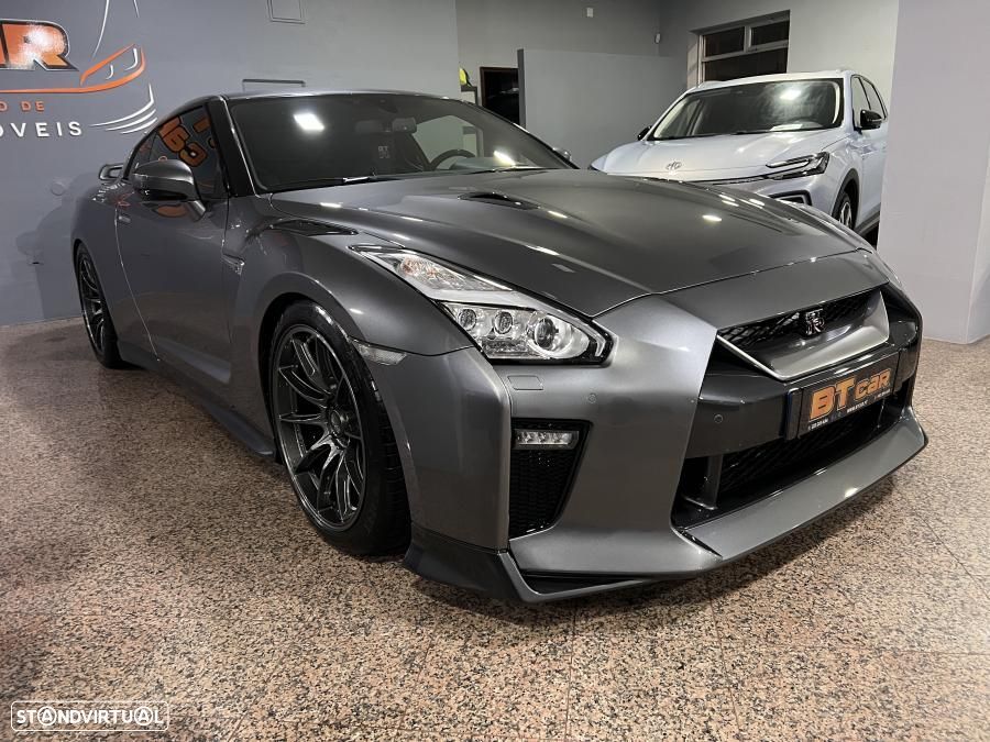 Nissan GT-R 3.8 V6 Nismo - 3