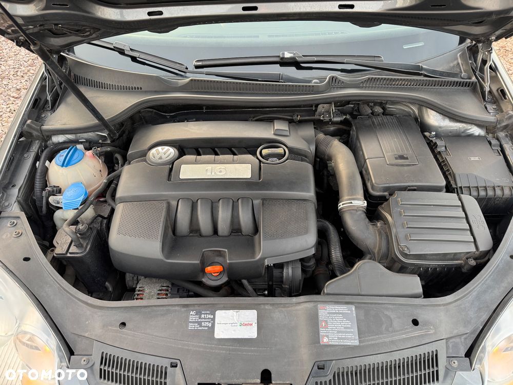 Volkswagen Golf - 18