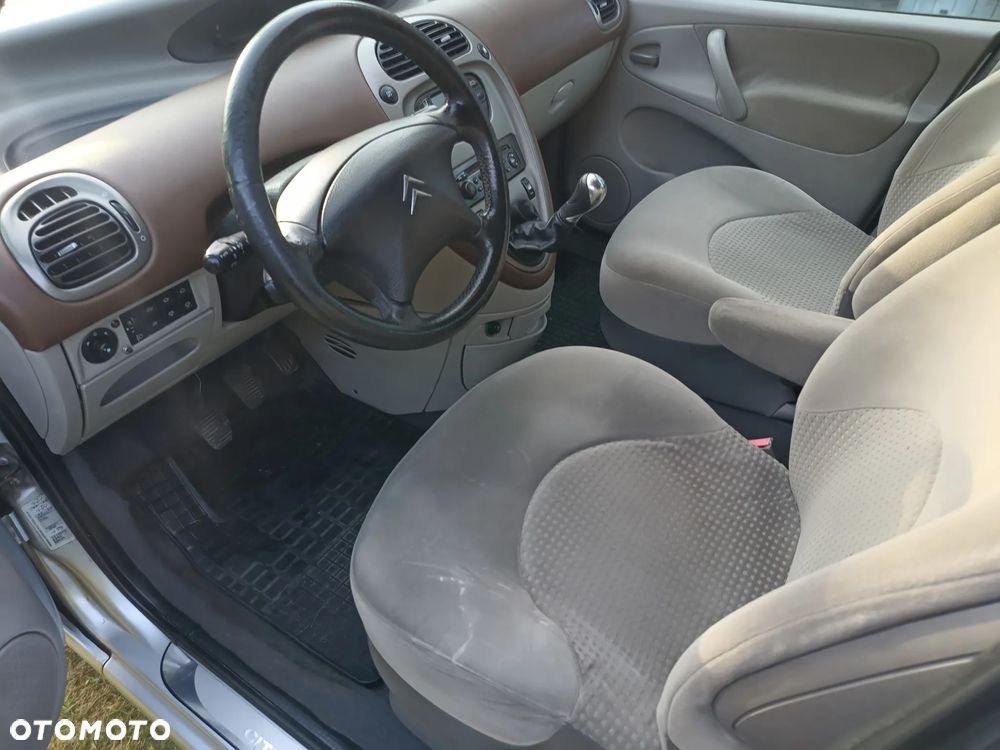 Citroën Xsara Picasso 1.8i 16V Exclusive - 14
