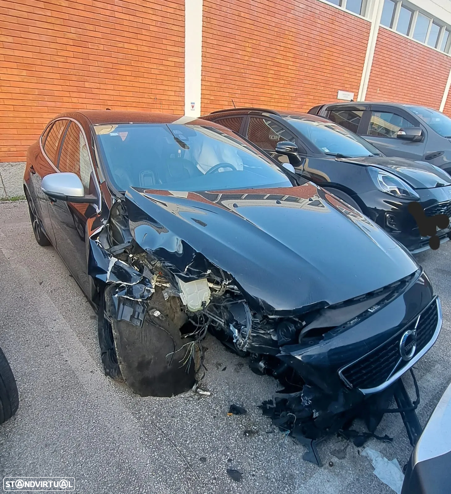 VOLVO V40 D2 2.0 DIESEL PARA PEÇAS - 4