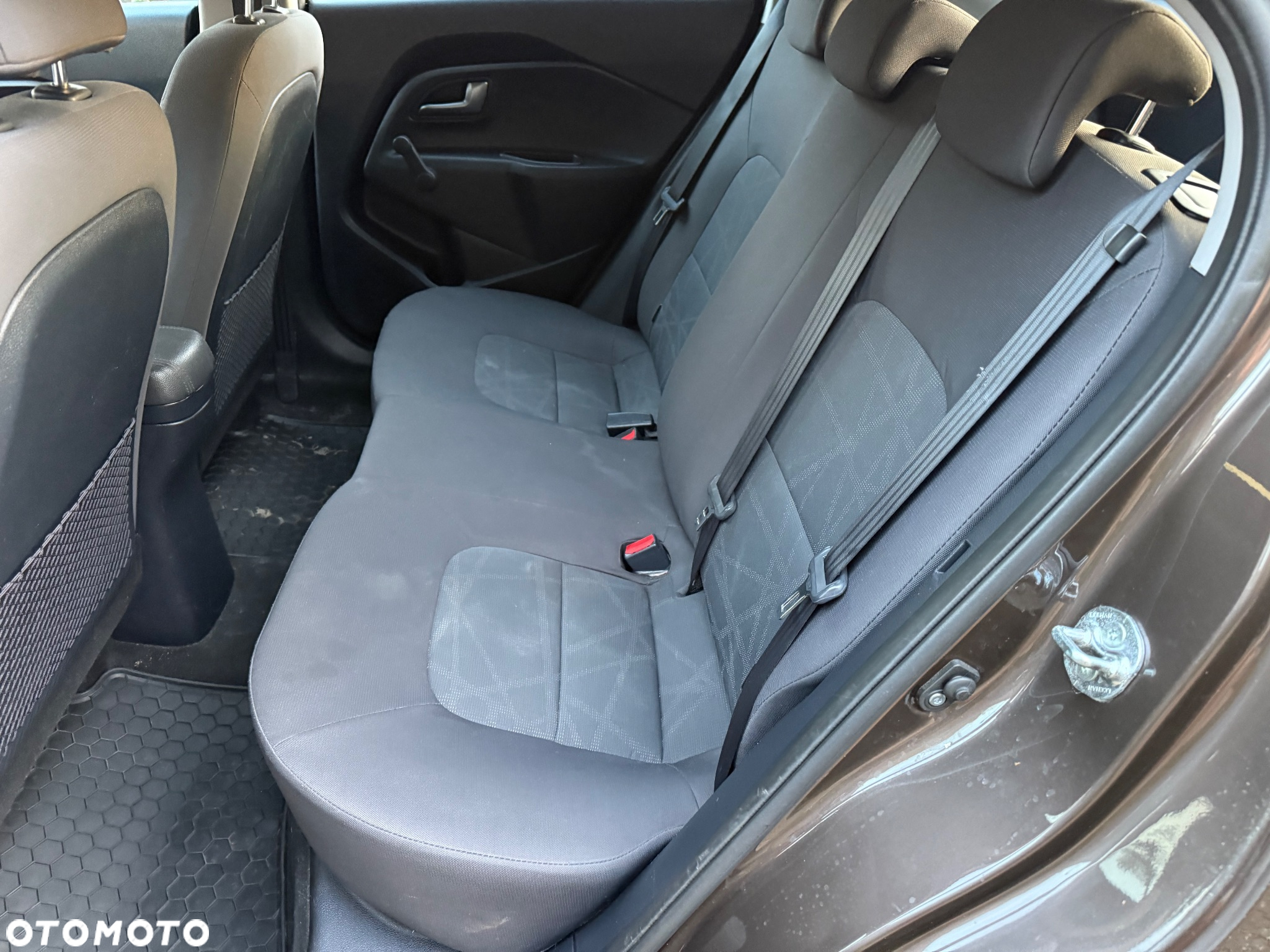 Kia Rio 1.2 Edition 7 - 27