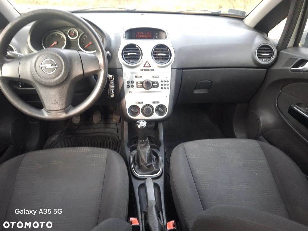 Opel Corsa - 8