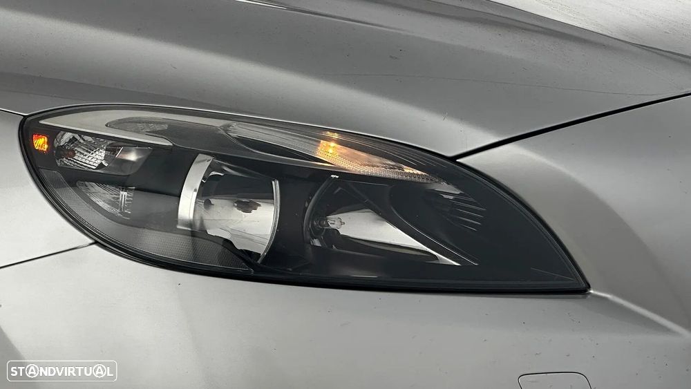 Volvo V40 1.6 D2 Eco Momentum - 22