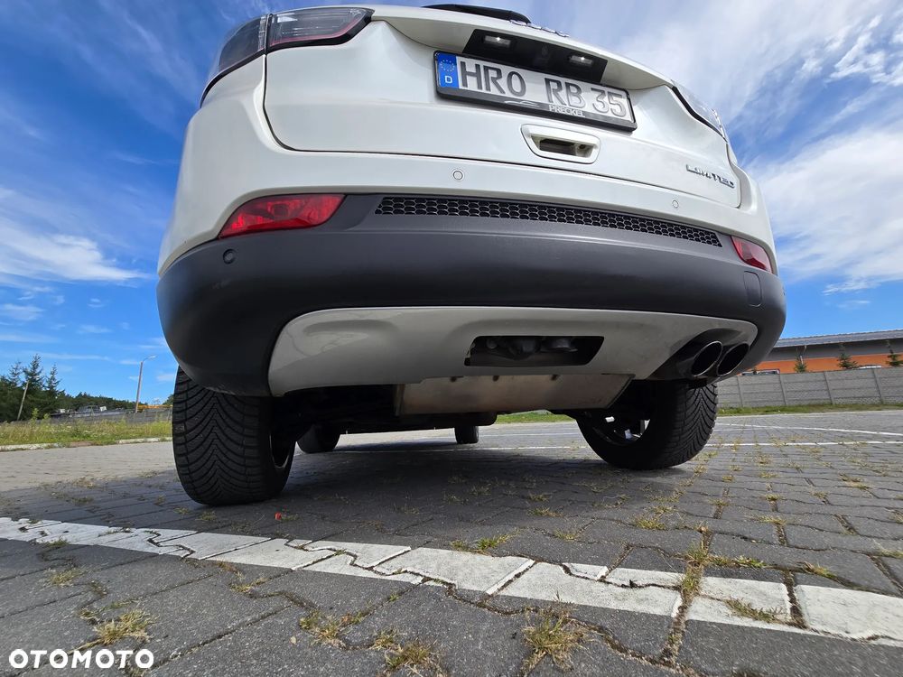 Jeep Compass - 16