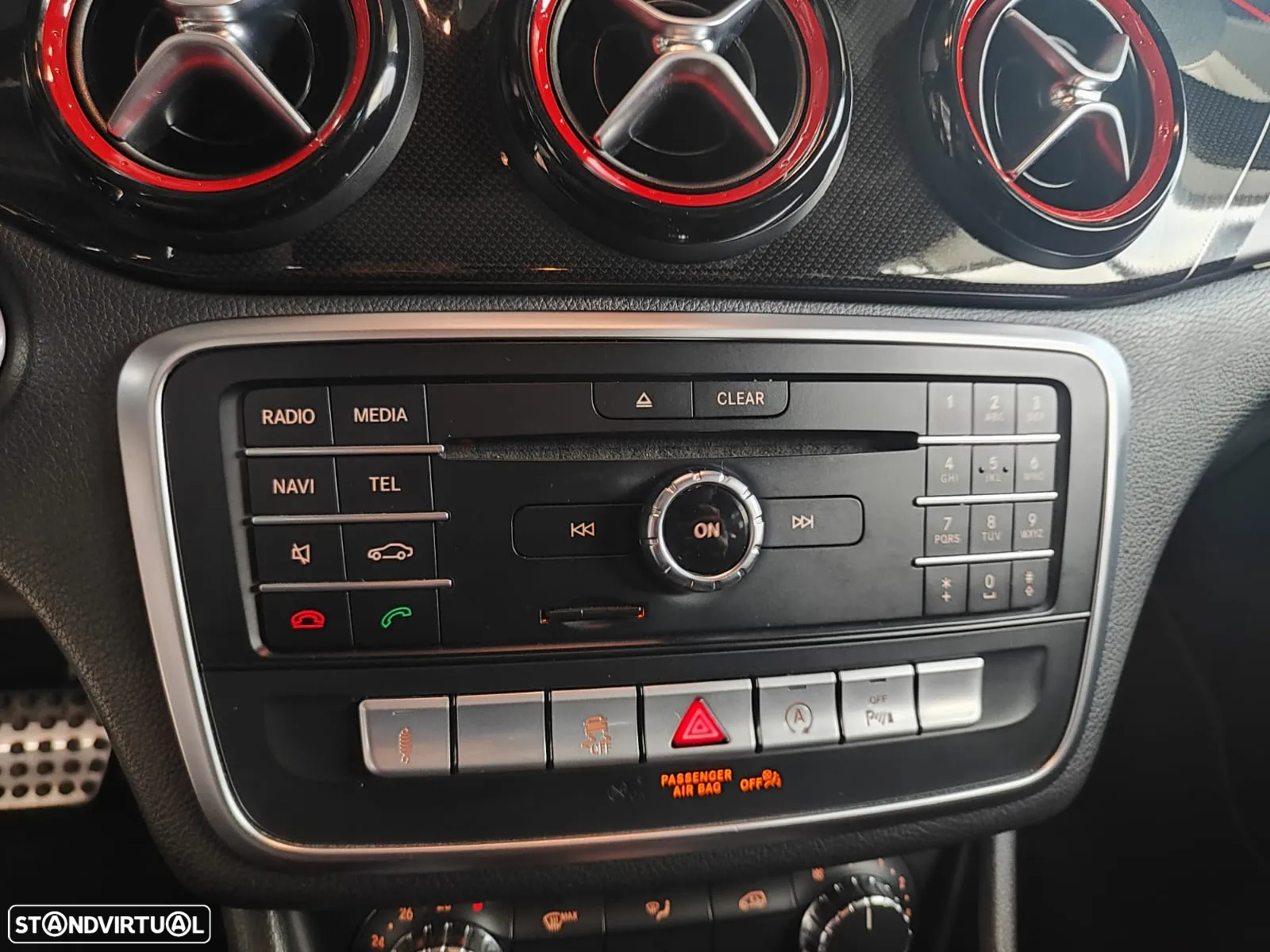 Mercedes-Benz CLA 45 AMG Shooting Brake 4-Matic - 40