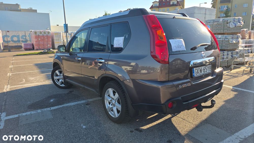Nissan X-Trail 2.0 dCi LE - 3