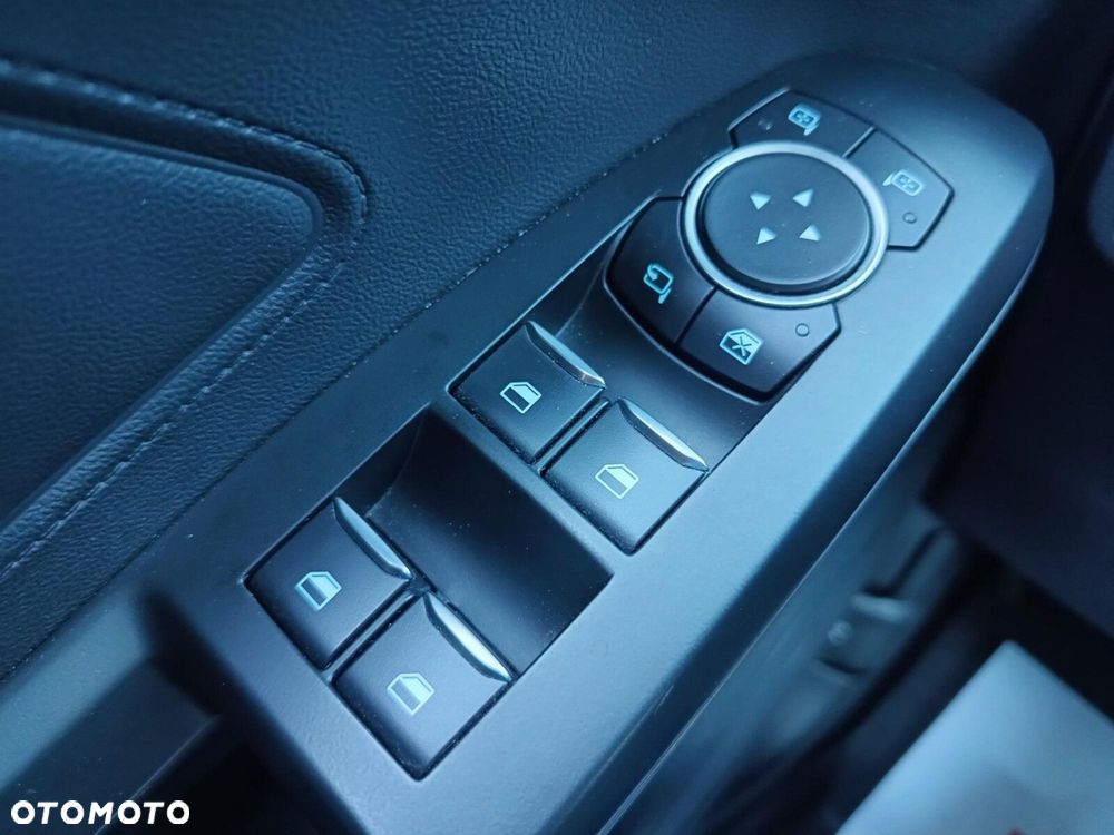 Ford Focus 1.0 EcoBoost Active - 26