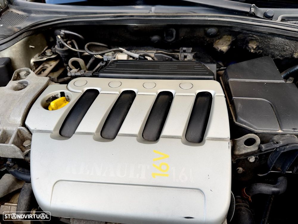 Renault Laguna 1.6 Expression - 27