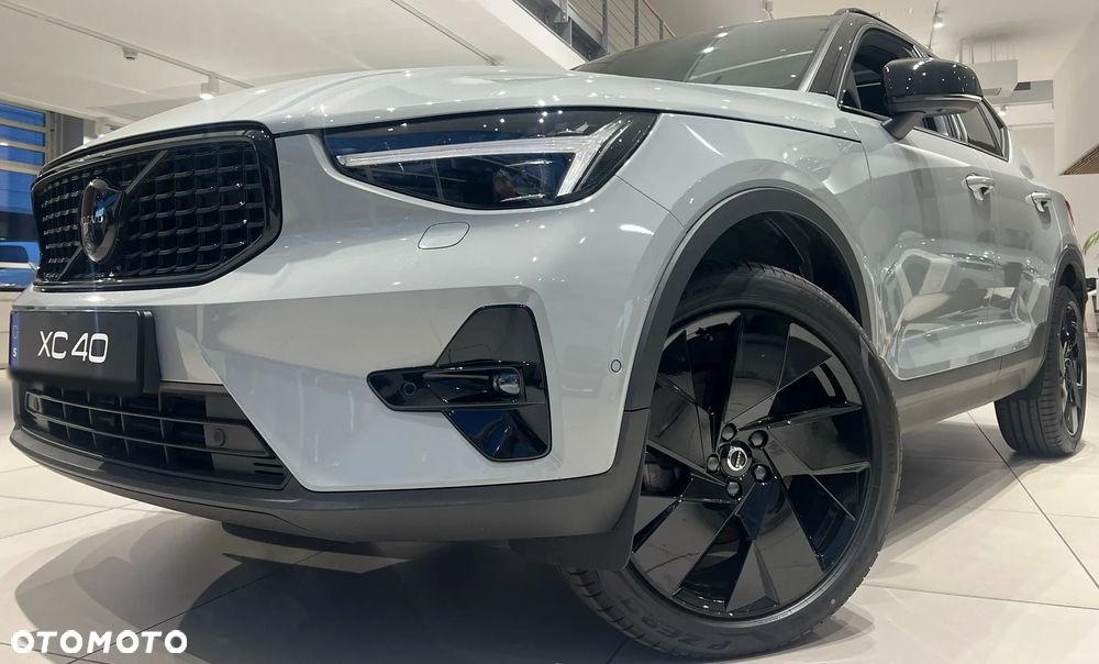 Volvo XC 40 B4 B AWD DKG RDesign - 15