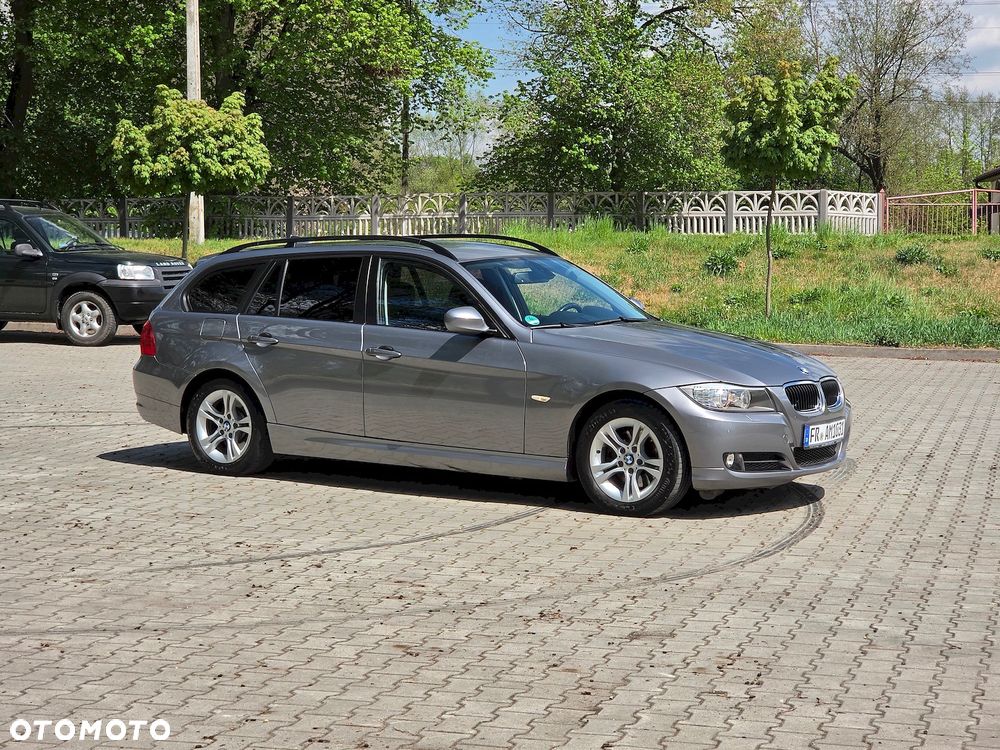 BMW Seria 3 318d - 4
