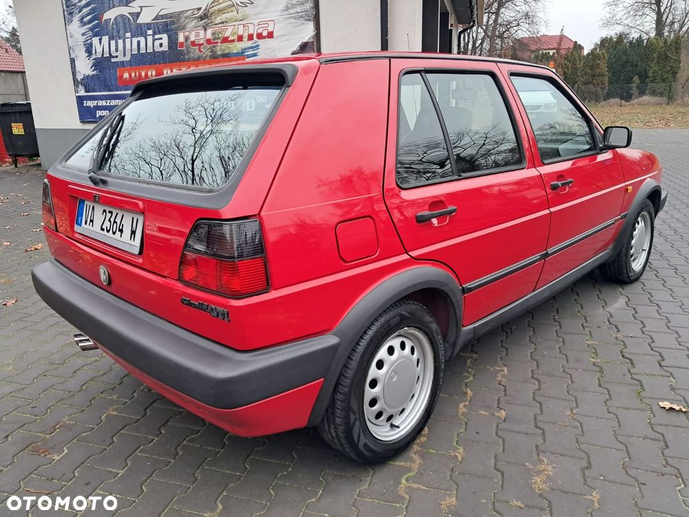 Volkswagen Golf 1.8 GTI - 4