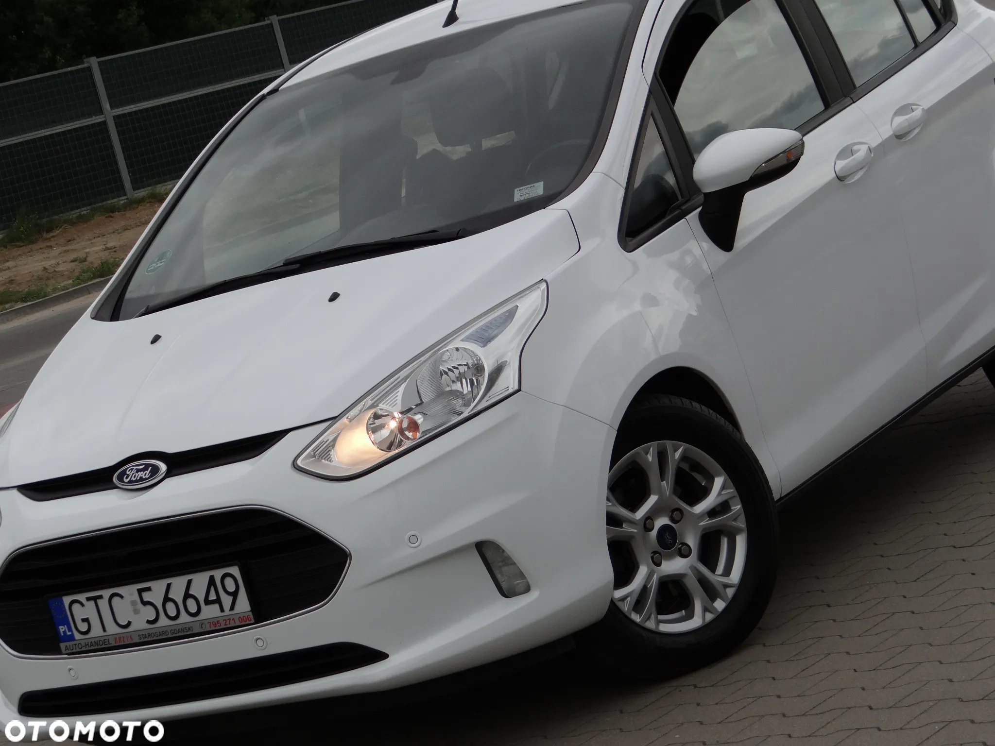 Ford B-MAX - 17