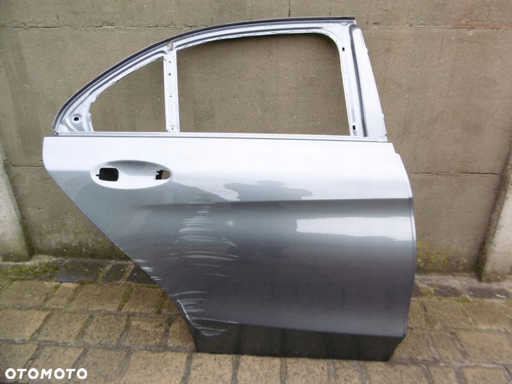 mercedes c-klasa w205 sedan - drzwi tylne prawe - 1