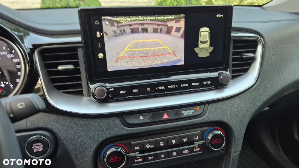 Kia XCeed - 11
