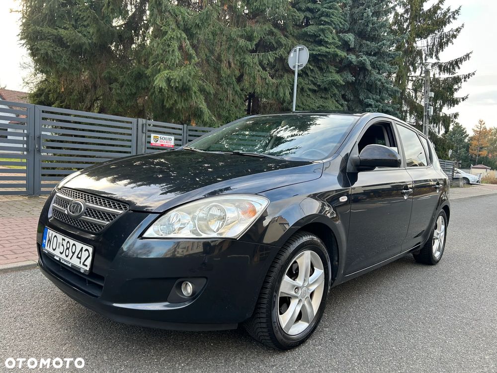 Kia Ceed 1.6 Comfort + - 30