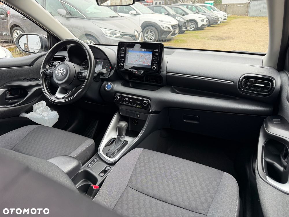 Toyota Yaris Hybrid 1.5 Executive - 16