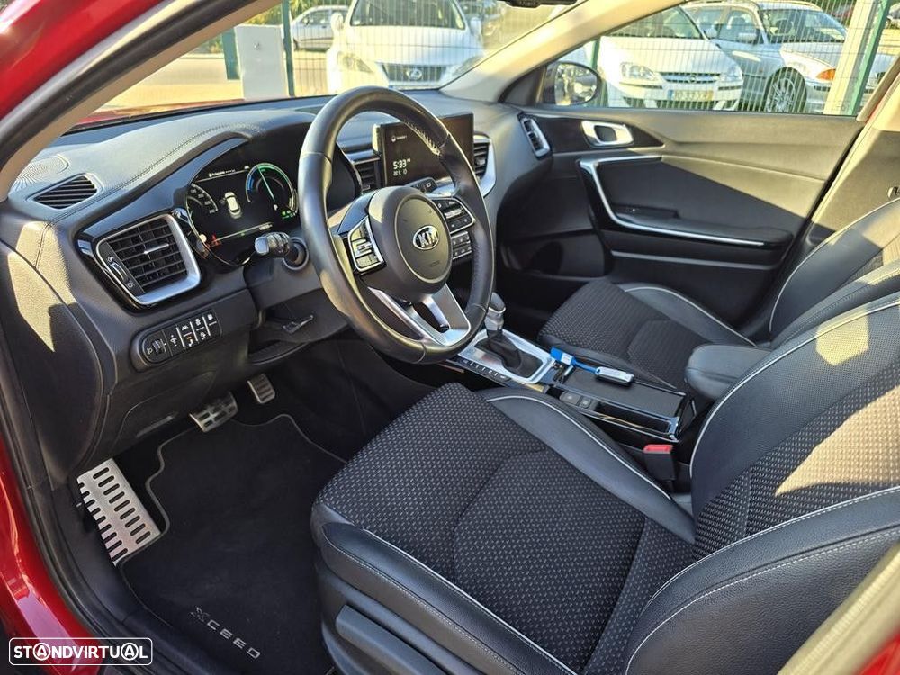 Kia XCeed - 22