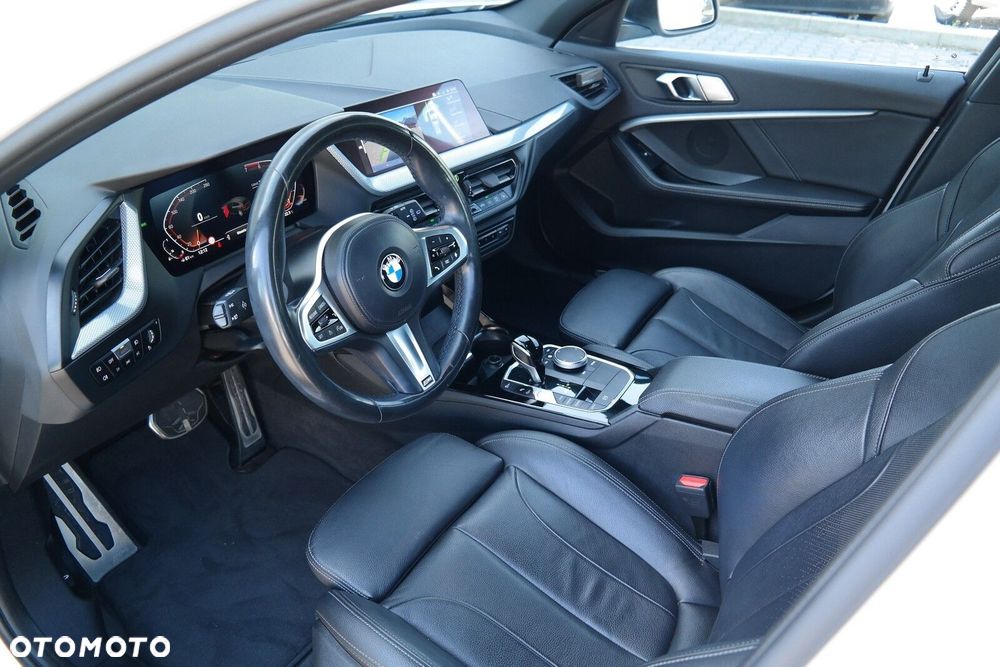 BMW Seria 1 - 12