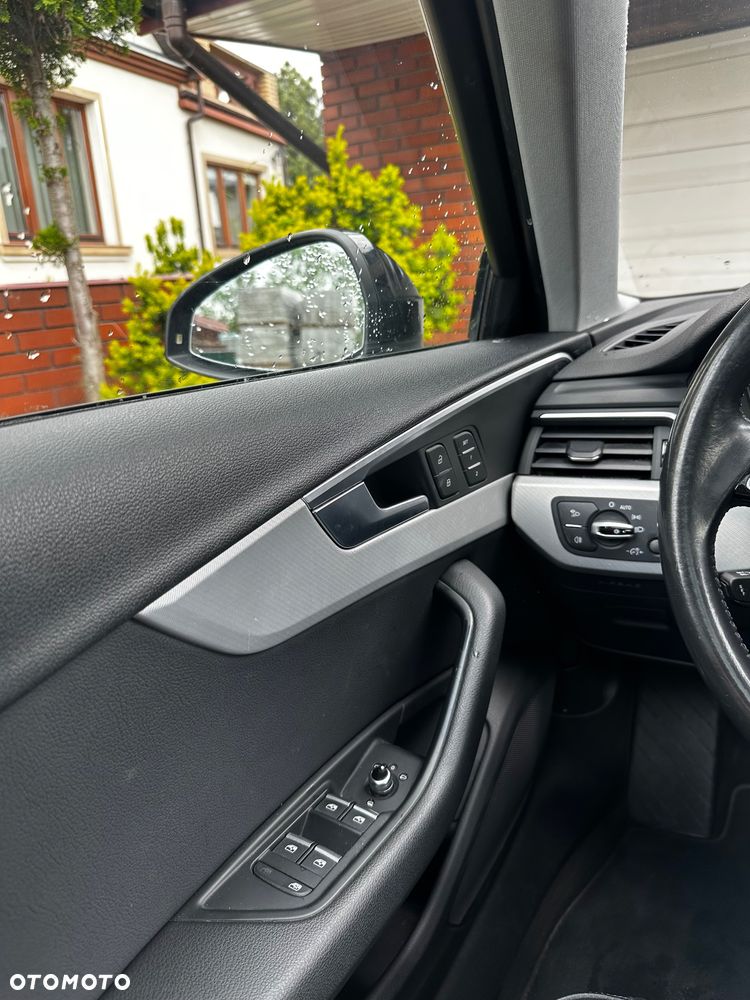Audi A4 Limousine 2.0 TFSI ultra S tronic sport - 15