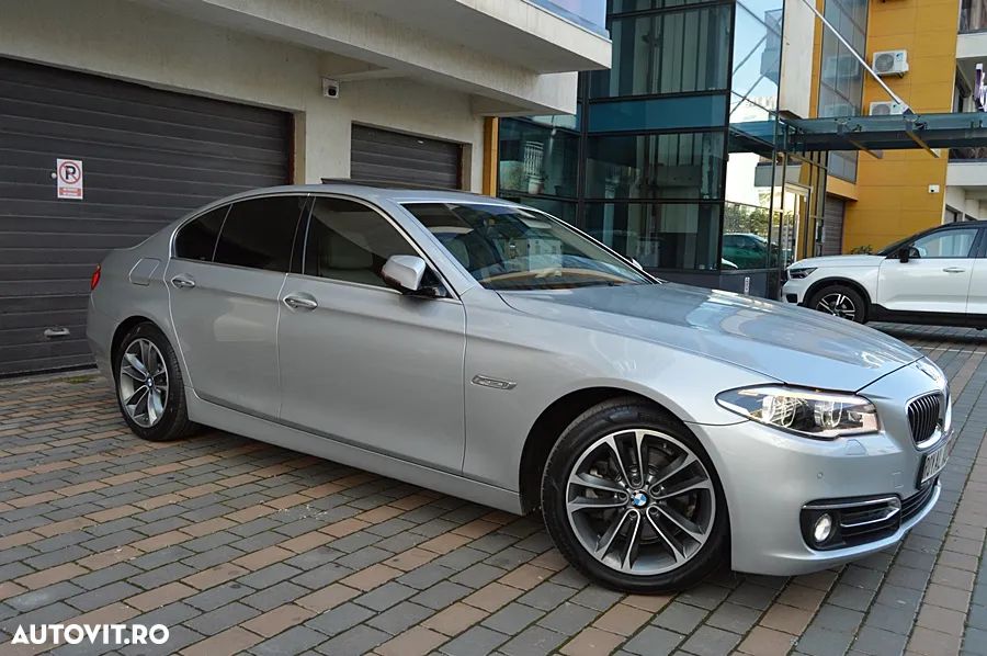 BMW Seria 5 520d xDrive Aut. Luxury Line - 32