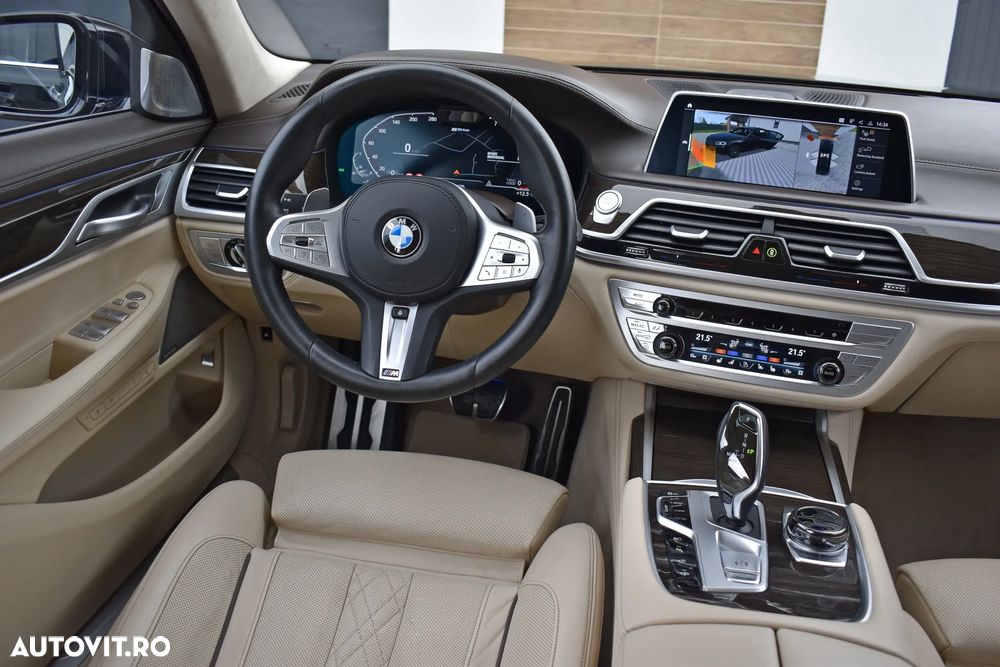 BMW Seria 7 745e - 18